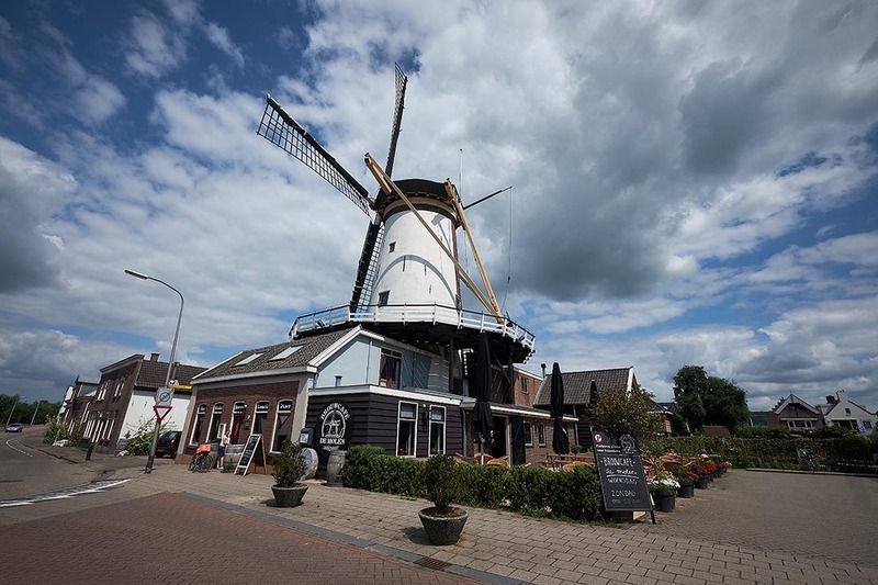 Entdecken Sie die köstlichen Biere von Brauerei De Molen auf Misterhop.com! Einzigartige Geschmacksrichtungen, handwerkliche Qualität und schnelle Lieferung nach Hause. Bestellen Sie jetzt!