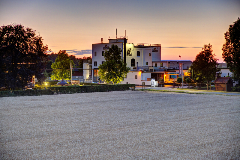 Genießen Sie das Beste von Hertog Jan Brauerei auf Misterhop.com! Wählen Sie aus einer großen Auswahl an köstlichen Bieren. Bestellen Sie jetzt und probieren Sie es selbst!