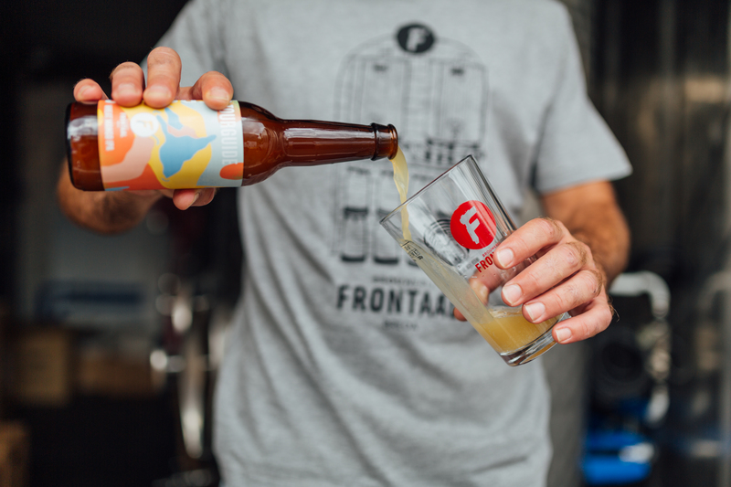 Entdecken Sie die geschmackvollen Biere der Brauerei Frontaal auf Misterhop.com! Craft-brewed, charaktervoll und schnell an Ihre Haustür geliefert. Bestellen Sie jetzt und stoßen Sie an!
